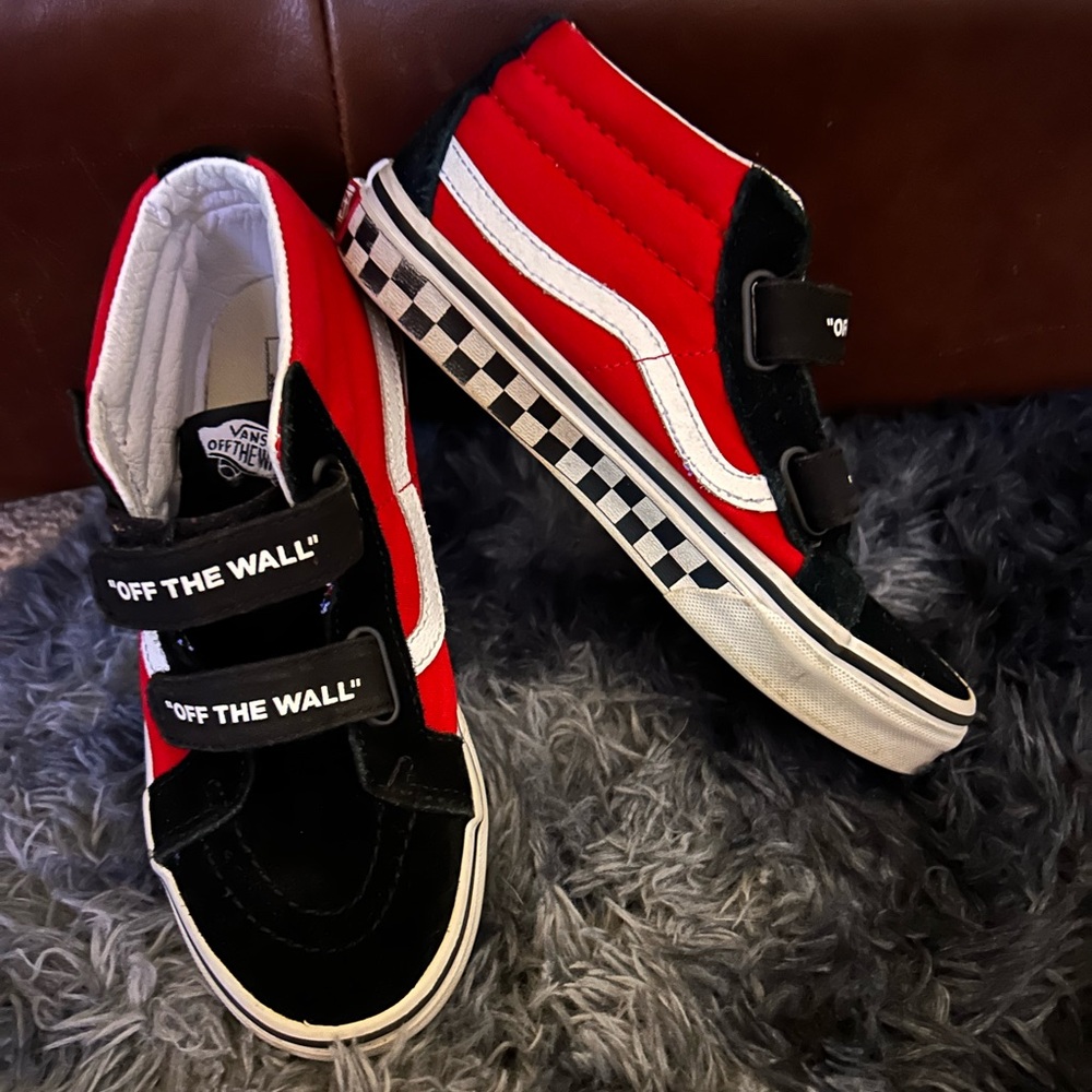 Vans Kids High-Top Sneakers - Red, Black, and White checkered detail